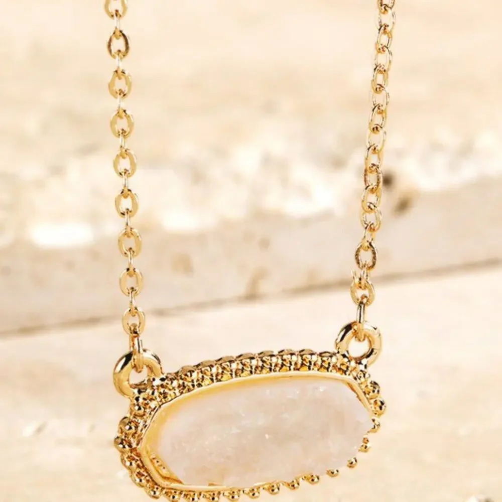 NEW Ivory and Gold Druzy Pendant Necklace Set